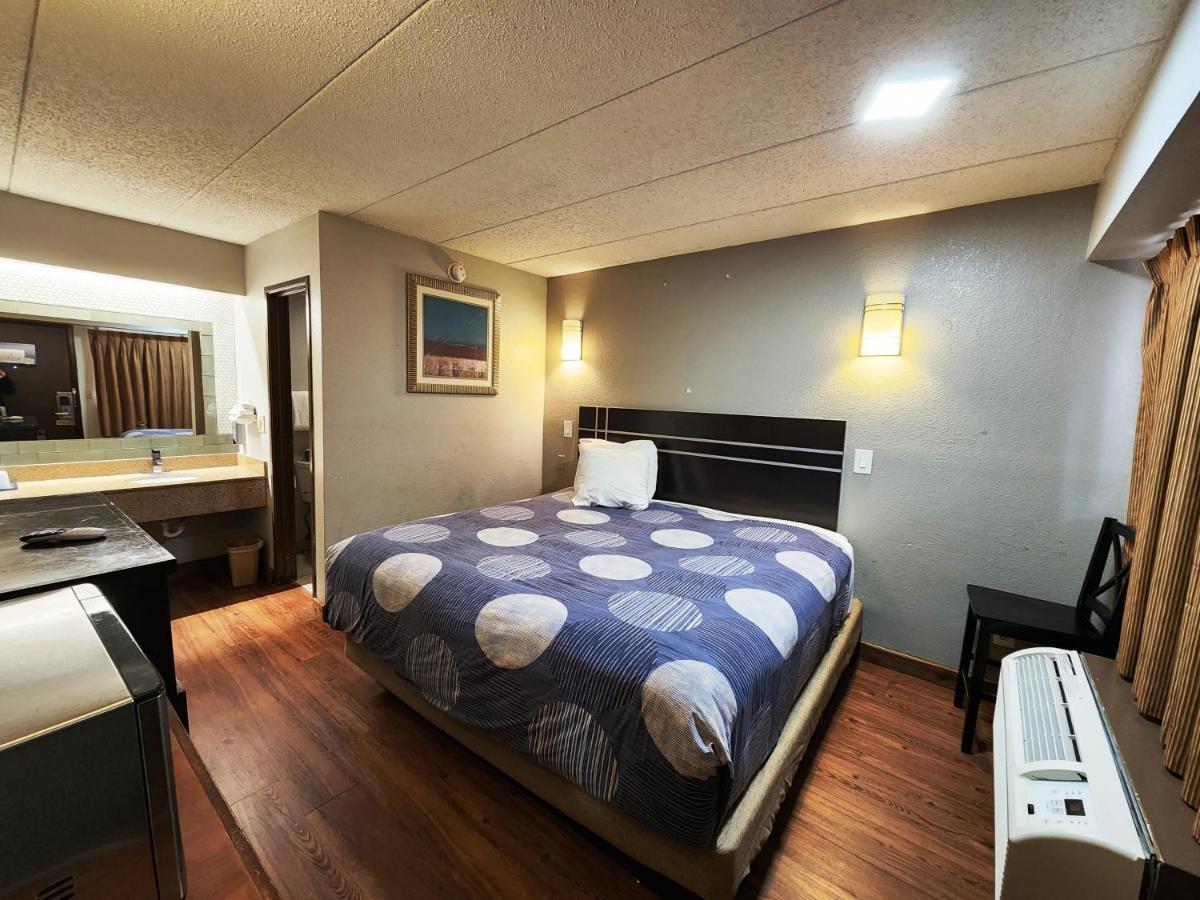Americas Best Value Inn And Suites Литл-Рок Экстерьер фото
