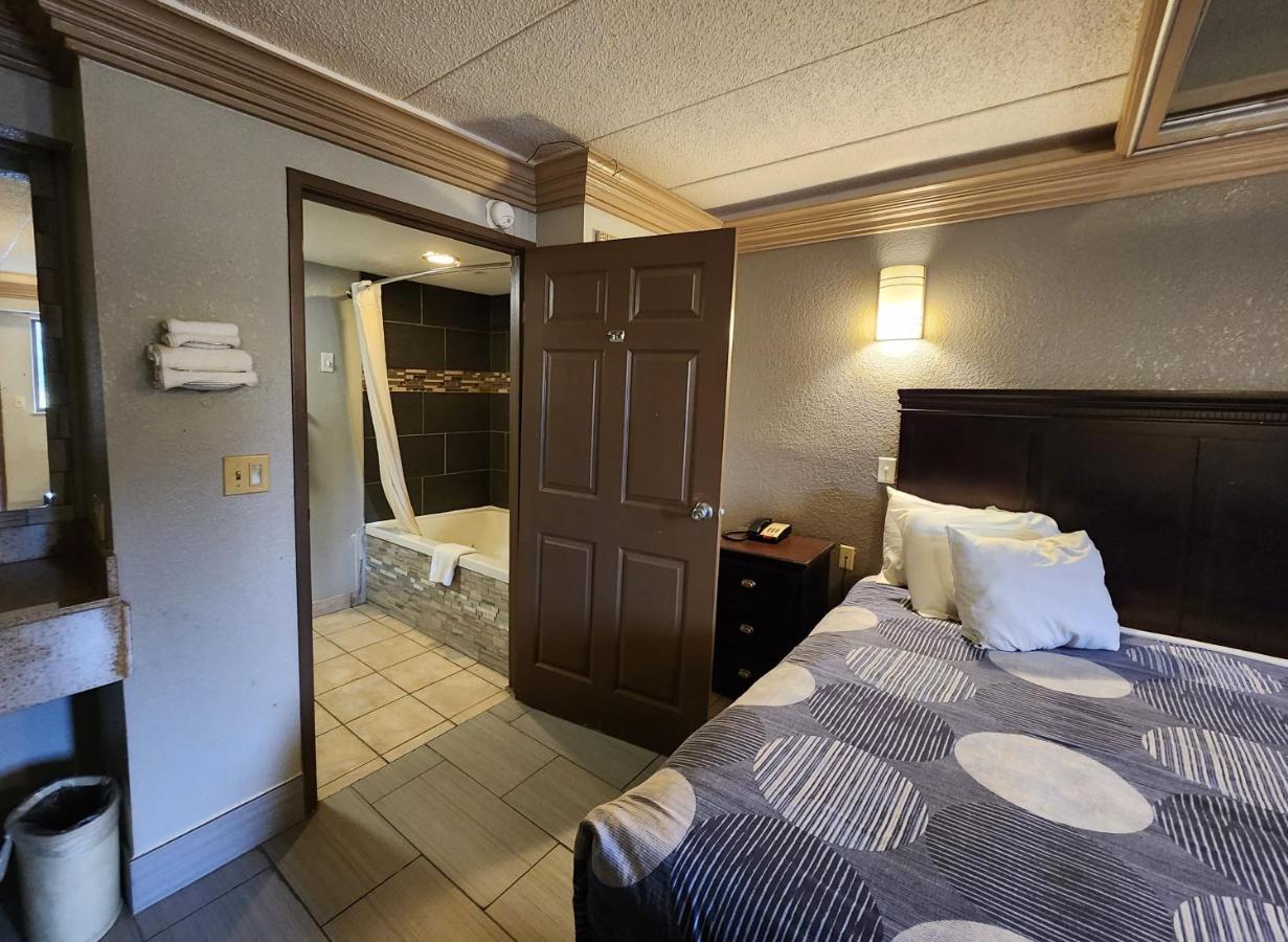 Americas Best Value Inn And Suites Литл-Рок Экстерьер фото