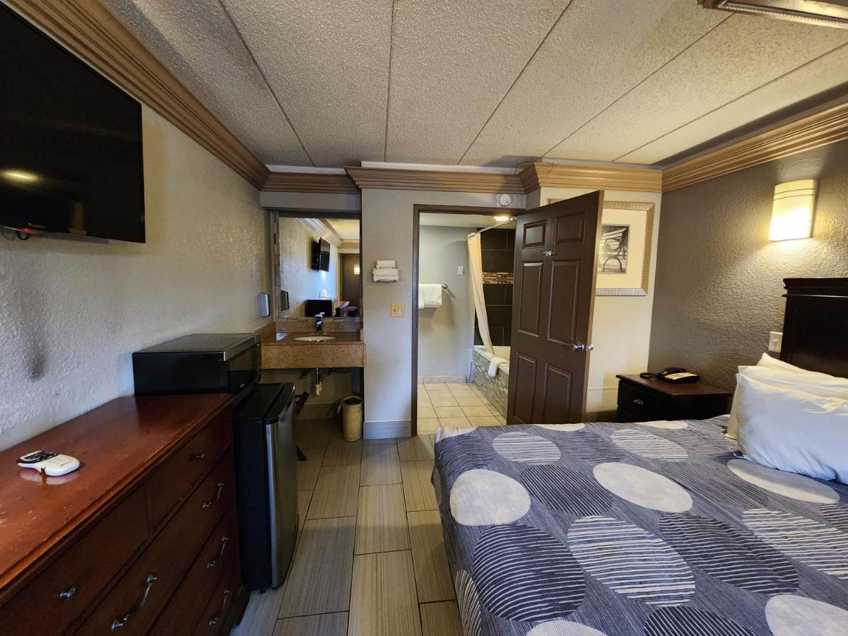 Americas Best Value Inn And Suites Литл-Рок Экстерьер фото